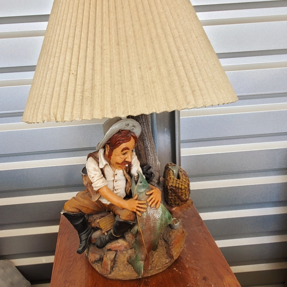 Apsit Bros of Cali 84 Antique fisherman Lamp